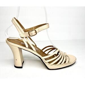 Apostrophe 1980's Style Vintage Cream Platform Strappy Leather Heel Sandal